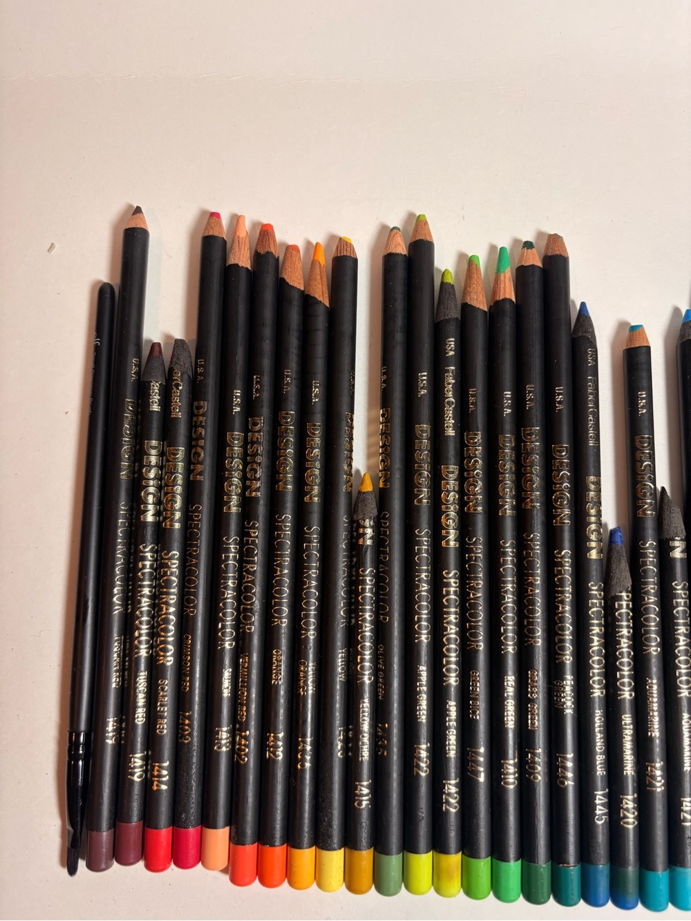 Vintage Faber-Castell Design Spectracolor Pencil Set Assorted Colors 50 of 60 - Picture 8 of 9